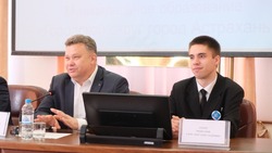 Молодые астраханцы на один день встали у руля города