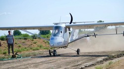 Авиация борется с саранчой в Астраханской области