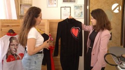 Школьница из Астрахани посвятила России свою первую коллекцию одежды