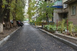 До конца года в Астрахани отремонтируют 16 дворов