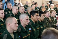 Астраханские призывники отправились на службу в армию
