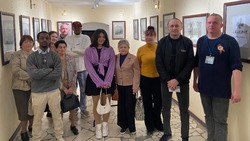В астраханской Догадинке открыли три выставки к 9 Мая