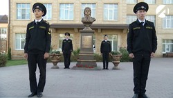 В Астрахани открыли бюсты Петра I и Фёдора Апраксина