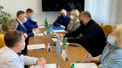 Астраханский губернатор лично приехал в Знаменск разбираться в проблемах скорой помощи