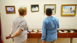 В Астрахани открылась выставка художника Александра Соловьева