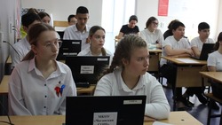 В Астрахани стартовали онлайн-курсы по ИИ для школьников и студентов