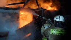 В Астраханской области из-за неисправной трубы сгорел дом