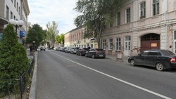 В Астрахани на центральной улице обновили дорожное покрытие