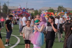 Игорь Бабушкин поздравил юных астраханцев с Днём защиты детей