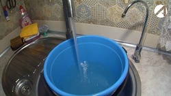 В Трусовском и Ленинском районах нормализуют напор холодной воды