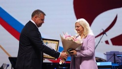 Игорь Бабушкин поздравил астраханцев с Днём учителя 