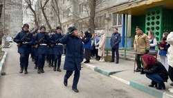 Астраханцы провели первый в 2023 году «Парад у дома ветерана»