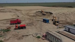 Рекультивация несанкционированной свалки в Астраханской области завершена на 65 %