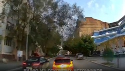 Астраханку наказали за езду по встречке