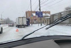 Снегопад в Астрахани стал причиной ряда ДТП