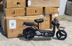 Астраханские таможенники передали электротранспорт на нужды СВО