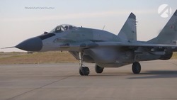 Астраханские военные лётчики отрабатывают мастерство на земле и в воздухе