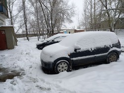 Какие организации отвечают за уборку снега во дворе