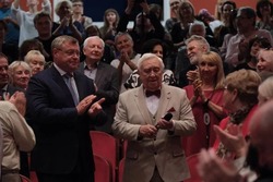В Астрахани отметили два юбилея Юрия Кочеткова