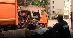 В апреле с улиц Астрахани вывезли около 2000 тонн мусора