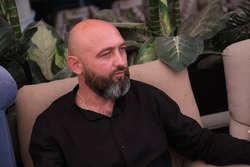 Астраханский депутат-контрактник поблагодарил земляков за доставку гуманитарной помощи