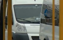 В Саратове водитель высадила из маршрутки 11-летнего мальчика