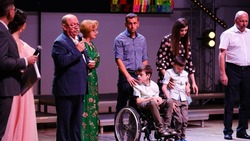 В Астрахани прошло вручение премии «Особенное счастье»