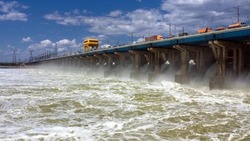 В Астраханскую область поступит больше воды 