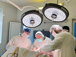 В Астрахани провели операции на головном мозге с использованием современного микроскопа