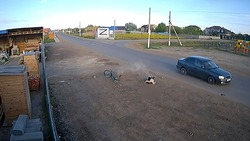 В Астраханской области водитель сбил 7-летнего велосипедиста