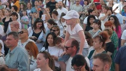 В ноябре астраханцы досрочно получат детские пособия