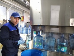 Астраханское предприятие увеличило объёмы производства питьевой воды благодаря господдержке