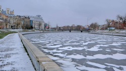 Астраханцев предупреждают об опасности выхода на лёд