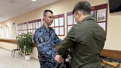 Астраханский офицер доставит бойцам СВО оружие