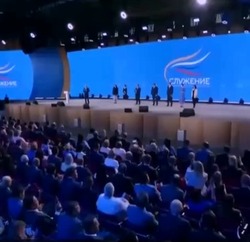 Астраханец стал лауреатом премии «Служение» с проектом «Поддержим наших»