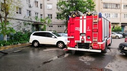 В Астрахани горел подъезд многоквартирного дома
