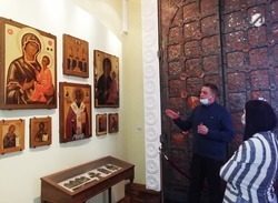 Астраханская картинная галерея пригласила к себе воспитанницу реабилитационного центра