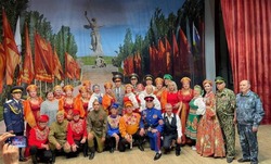 В Астраханской области прошёл концерт волгоградских ветеранов для бойцов СВО и их семей