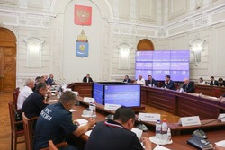 Губернатор Астраханской области поручил обеспечить безопасность астраханских школ и детсадов