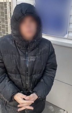 Астраханская полиция задержала наркокурьера с прегабалином