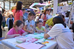 Астраханские библиотекари ознакомили гостей ВДНХ с героическим прошлым нашего региона