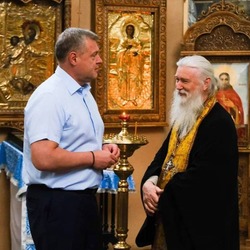 Астраханский губернатор поздравил православных с Днём крещения Руси