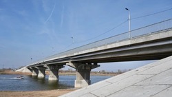 Завершается ремонт моста из Икрянинского района в Астрахань