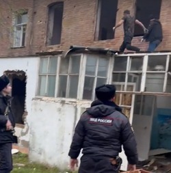 Вандалы осквернили историческое здание в Астрахани