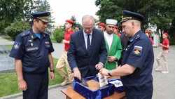 В Астрахани состоялась патриотическая акция «Земля героев»