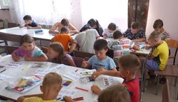 Школьники-активисты провели занятия для детей Донбасса