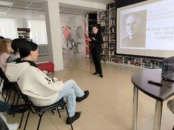 Астраханским студентам рассказали о творчестве Осипа Мандельштама