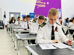 Астраханцы проверили знания истории на Диктанте Победы