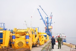 Участники форума «МАЛАЯ РОДИНА — СИЛА РОССИИ» посетили Астраханский морской порт