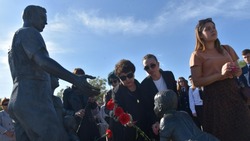 В Астрахани почтили память погибших в Ижевске